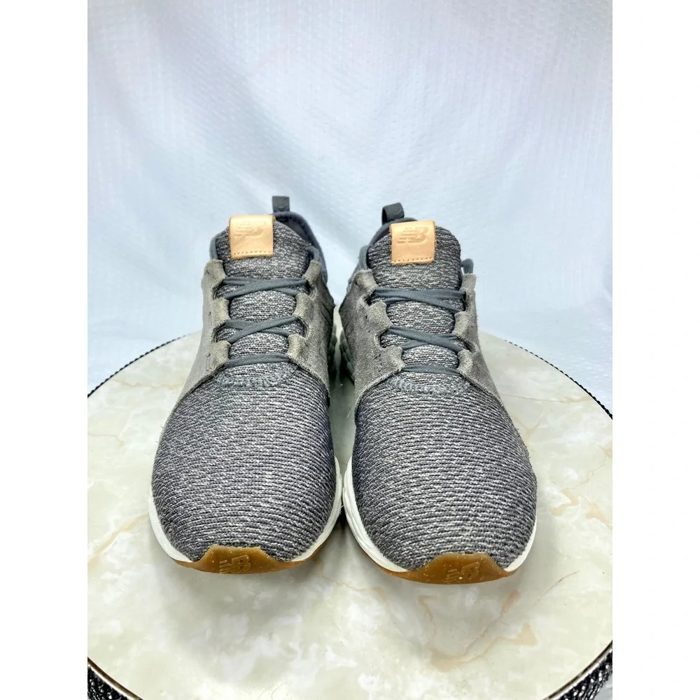 New Balance Fresh Foam Cruz MCRUZOS Running Shoes Mens 9 Gray Knit Suede Sneaker